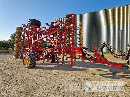 Väderstad TOP DOWN 600 Power harrows and rototillers