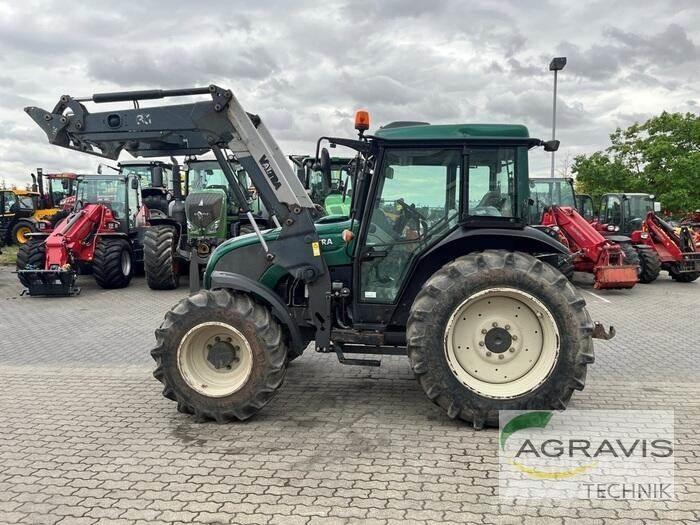 Valtra A 83 H Tractors
