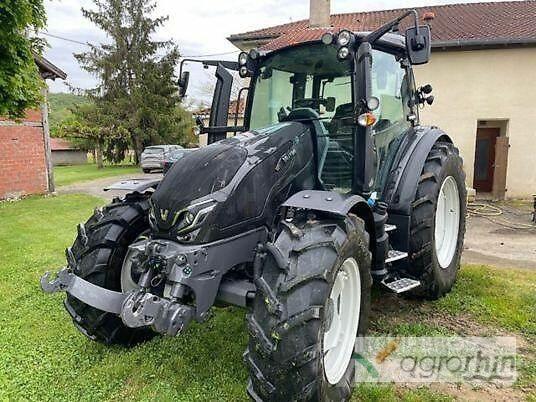 Valtra G125V Tractors