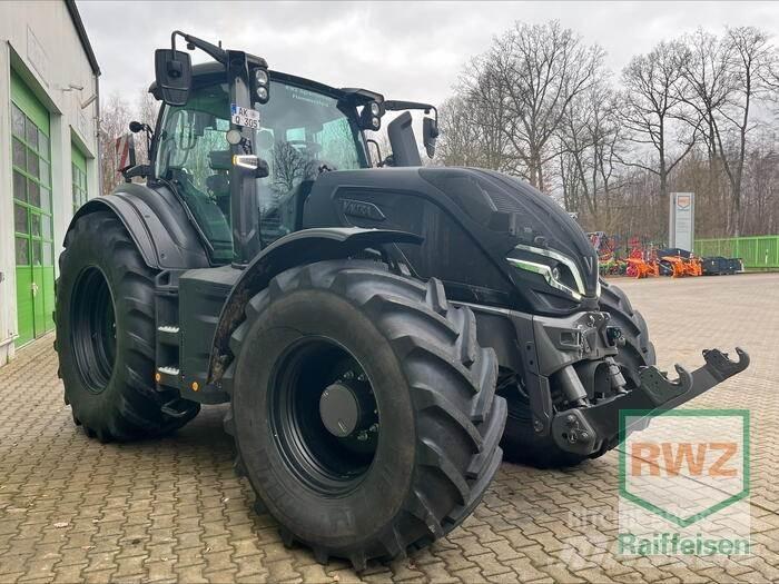 Valtra Q305 Tractors