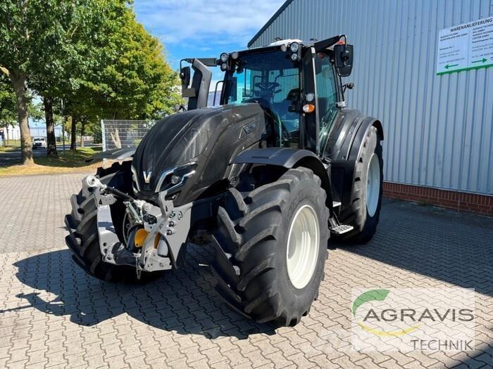 Valtra T 235 D Tractors