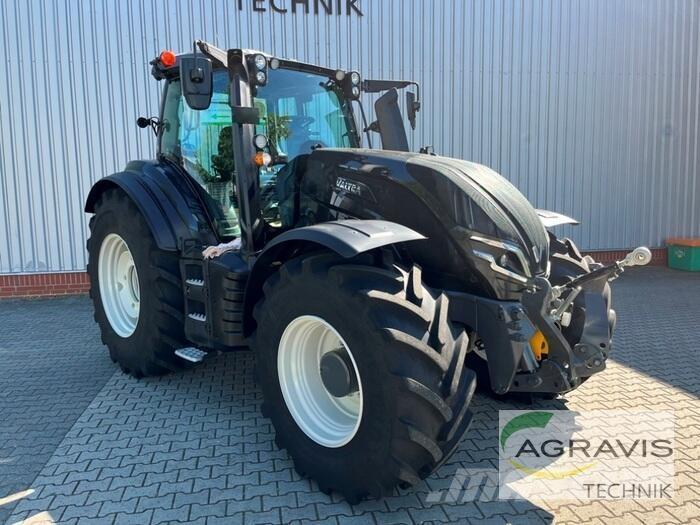 Valtra T 235 D Tractors
