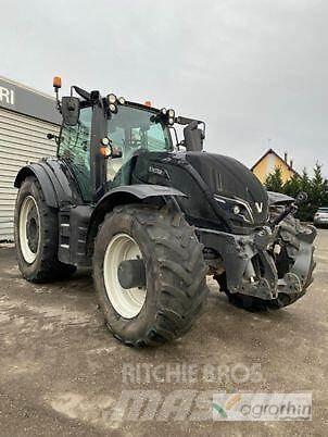 Valtra T254V Tractors