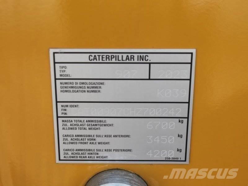 CAT 907 Wheel loaders