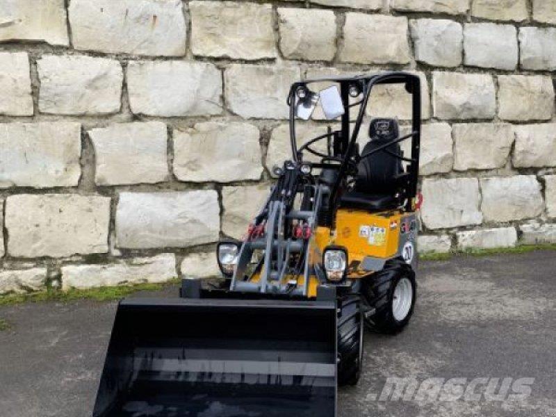 GiANT G1200 HD Skid steer loaders