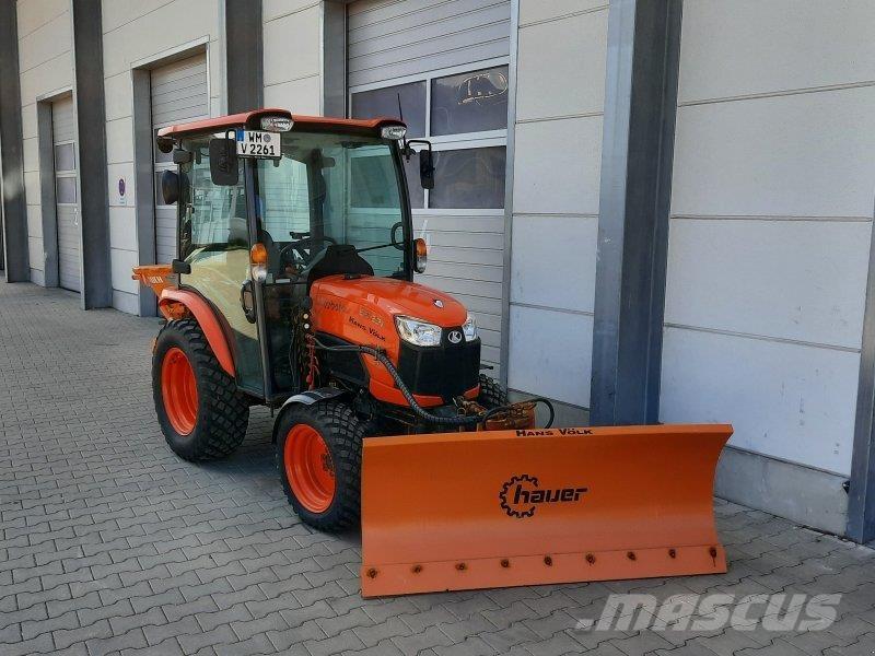 Kubota B2231 Compact tractors