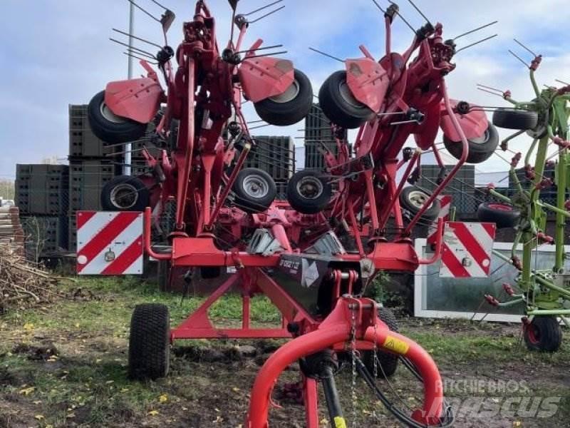 Kuhn GF 10802 Rakes and tedders
