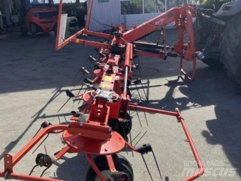 Kuhn GF 7702 Rakes and tedders