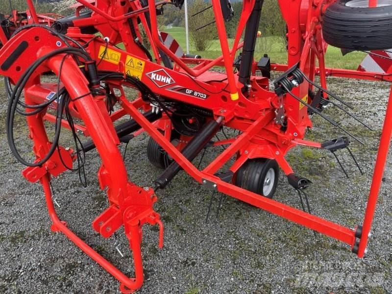 Kuhn GF 8703 Rakes and tedders