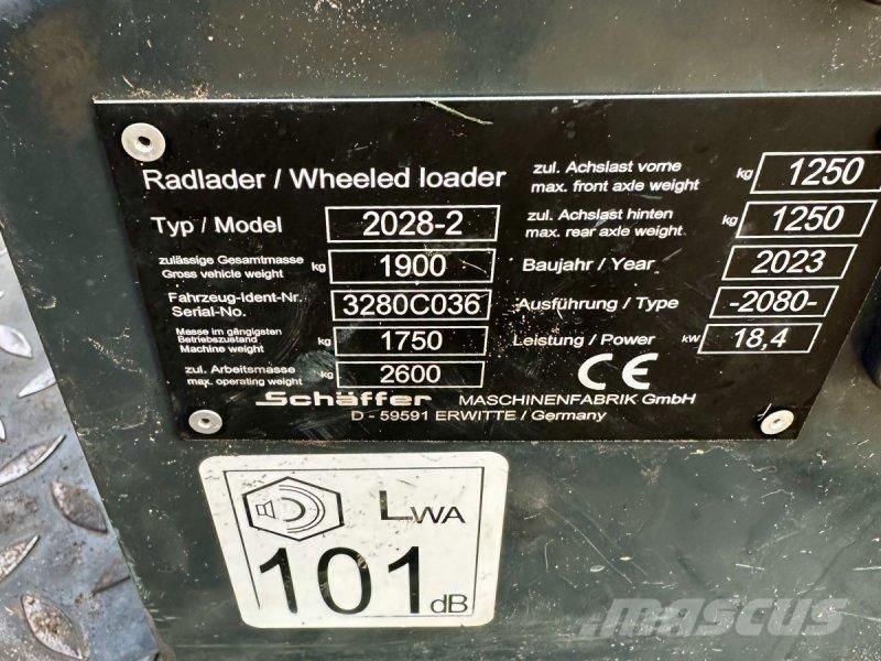 Schäffer 2028 Front loaders and diggers