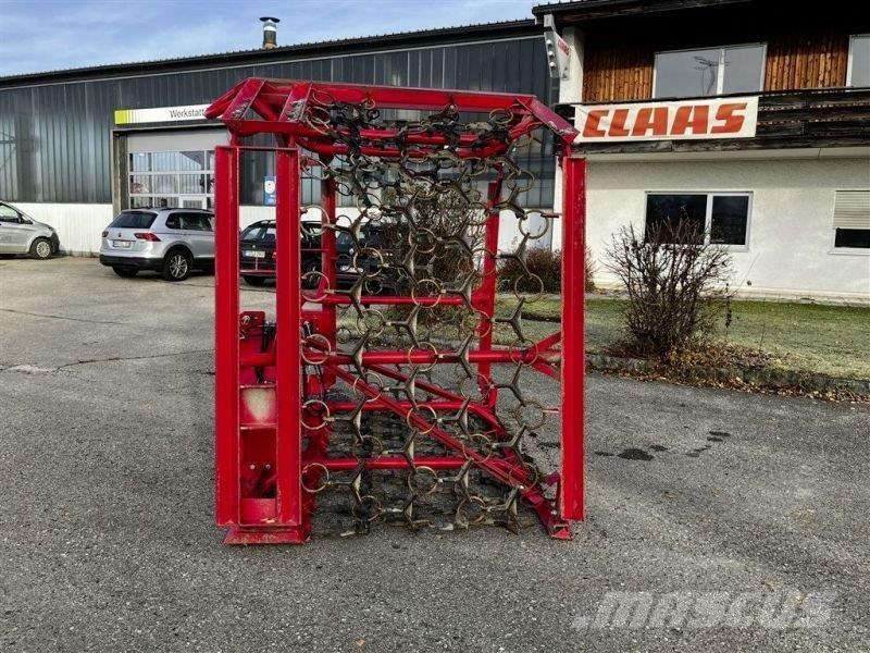  WIESENEGGE 8M Harrows