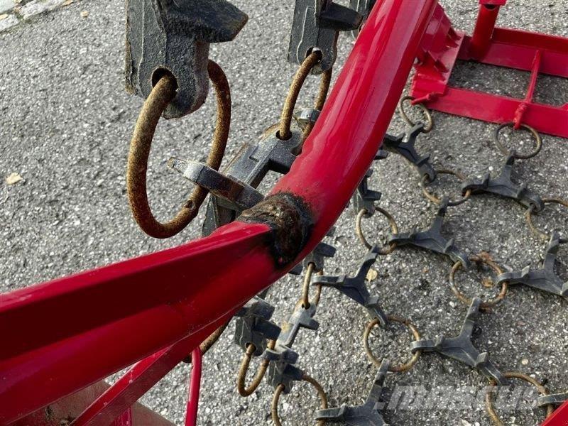  WIESENEGGE 8M Harrows