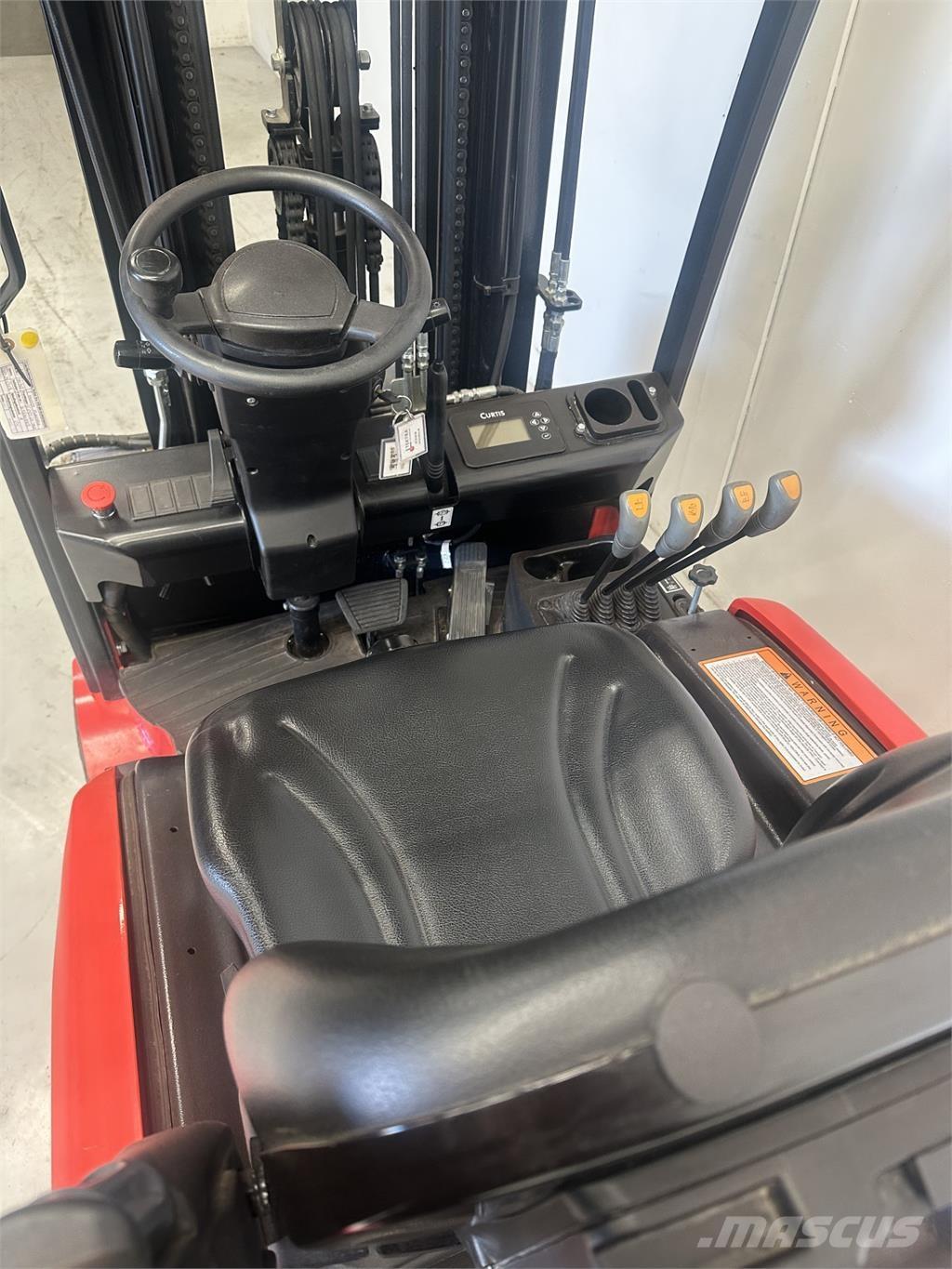 Tektra CPDS20-AC6 Electric forklift trucks