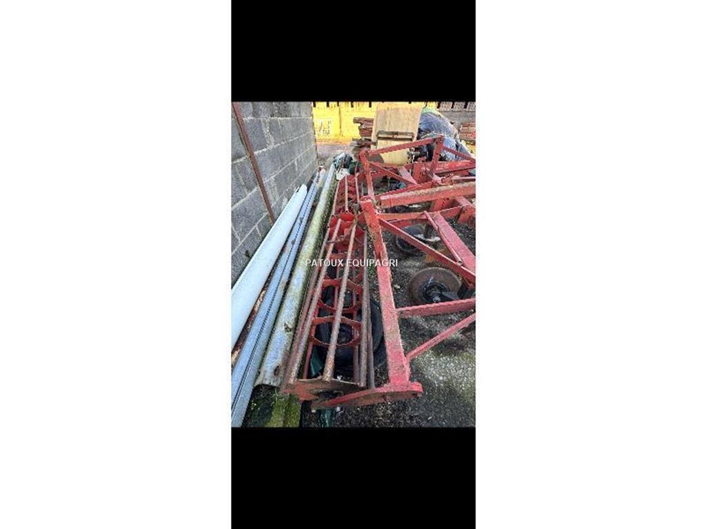  Guilbault 3 METRES Harrows