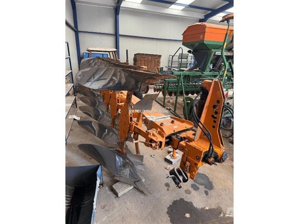 Huard C0410 Ploughs