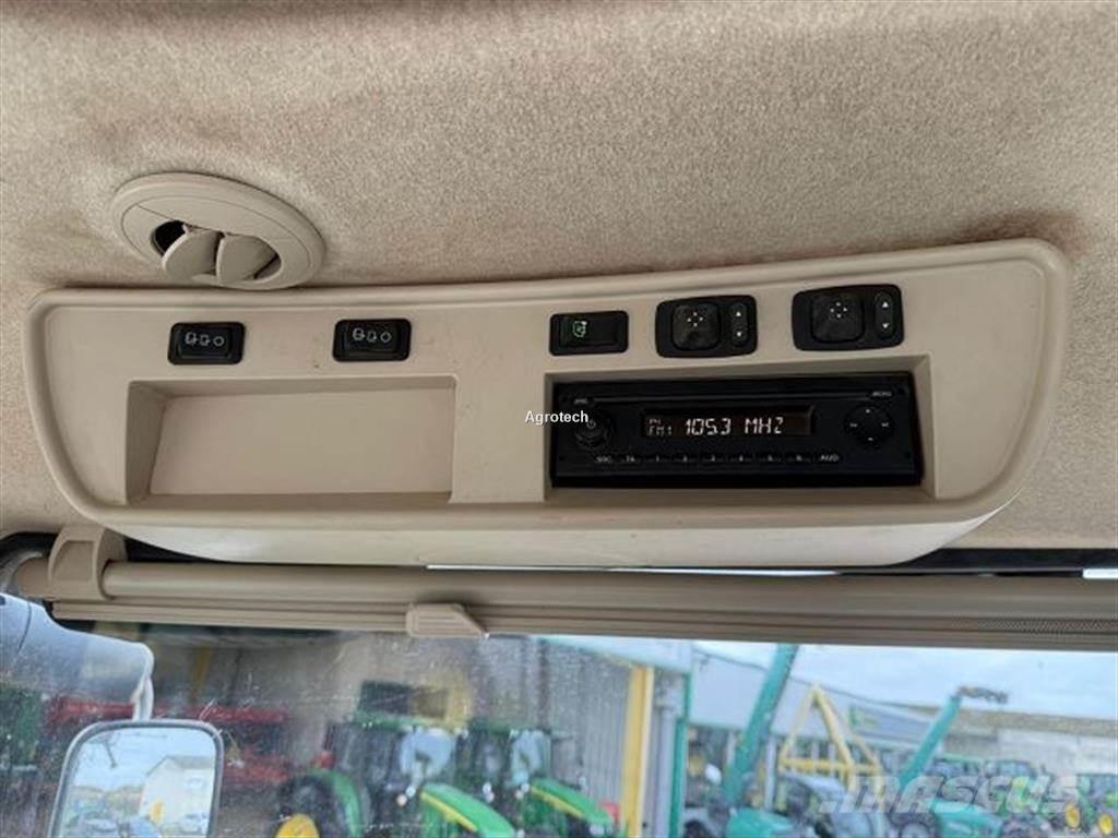 John Deere 8370 R Tractors