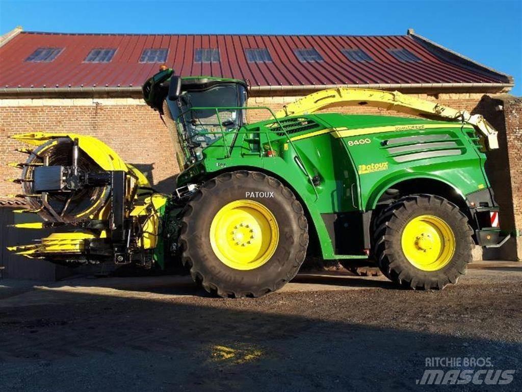 John Deere 8400 Forage harvesters