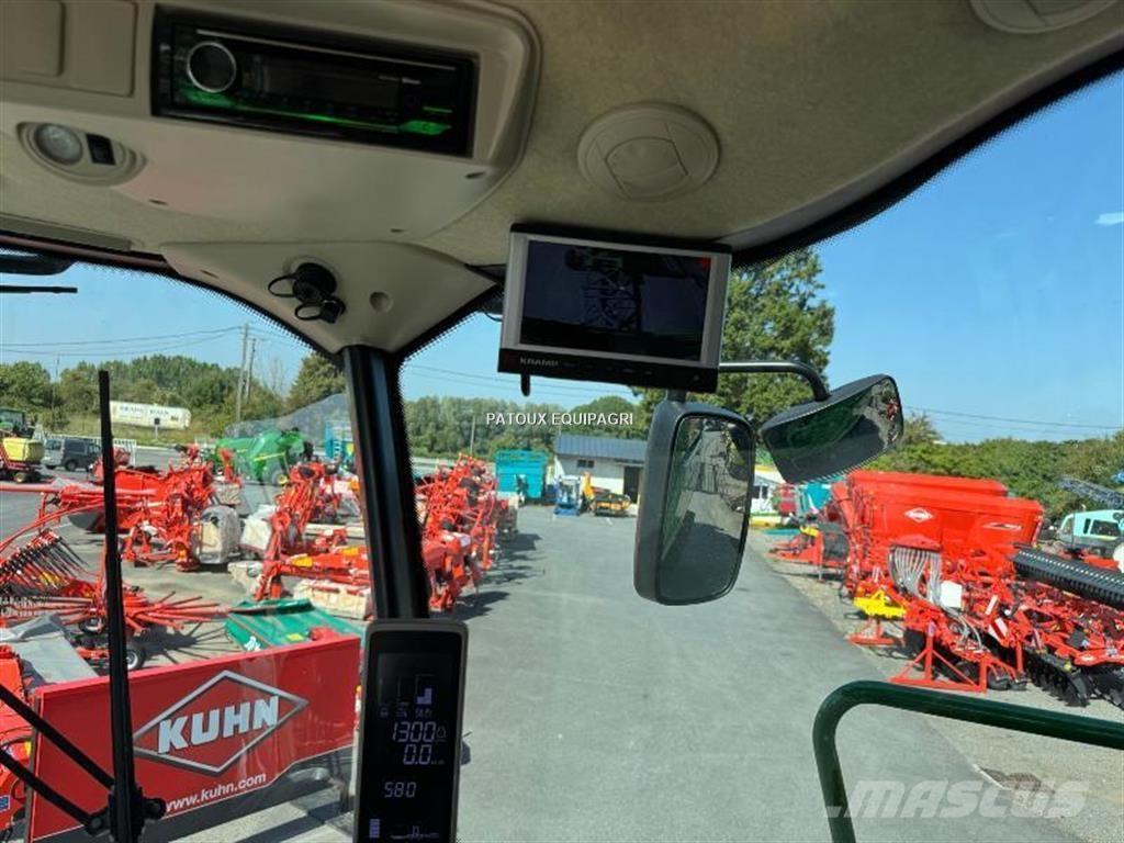 John Deere T550 Combine harvesters
