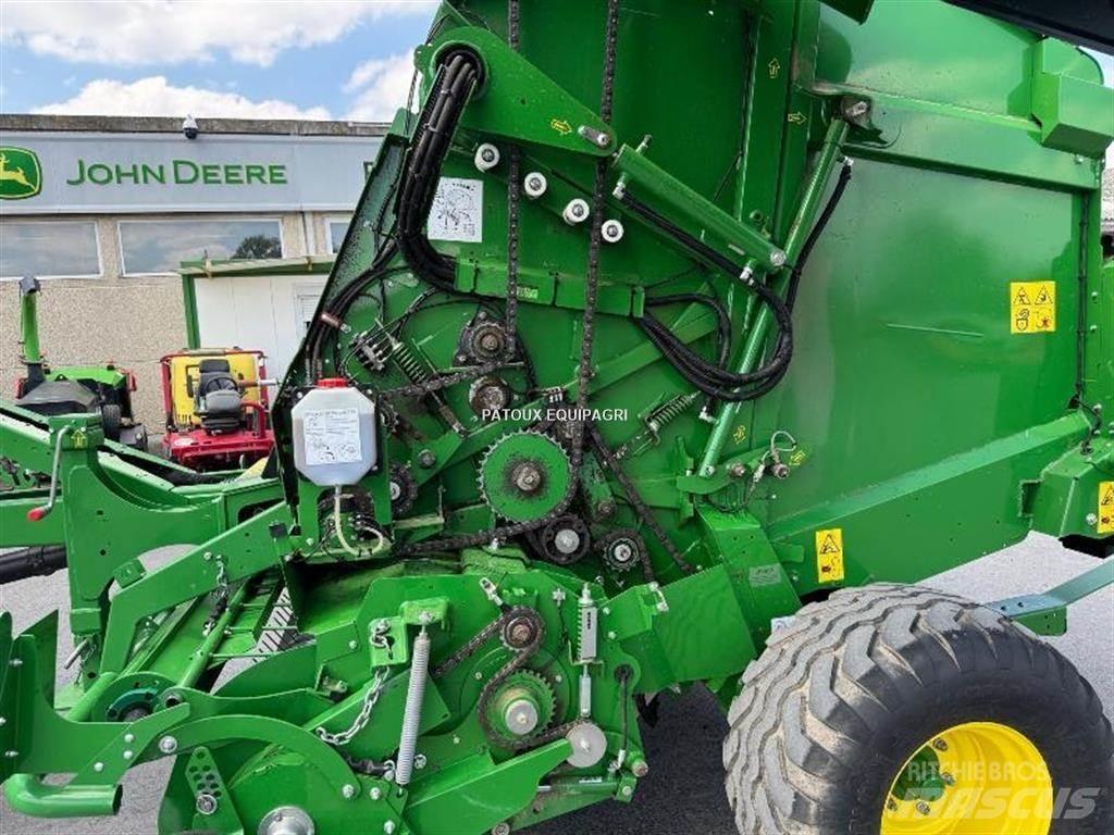 John Deere V461M Round balers
