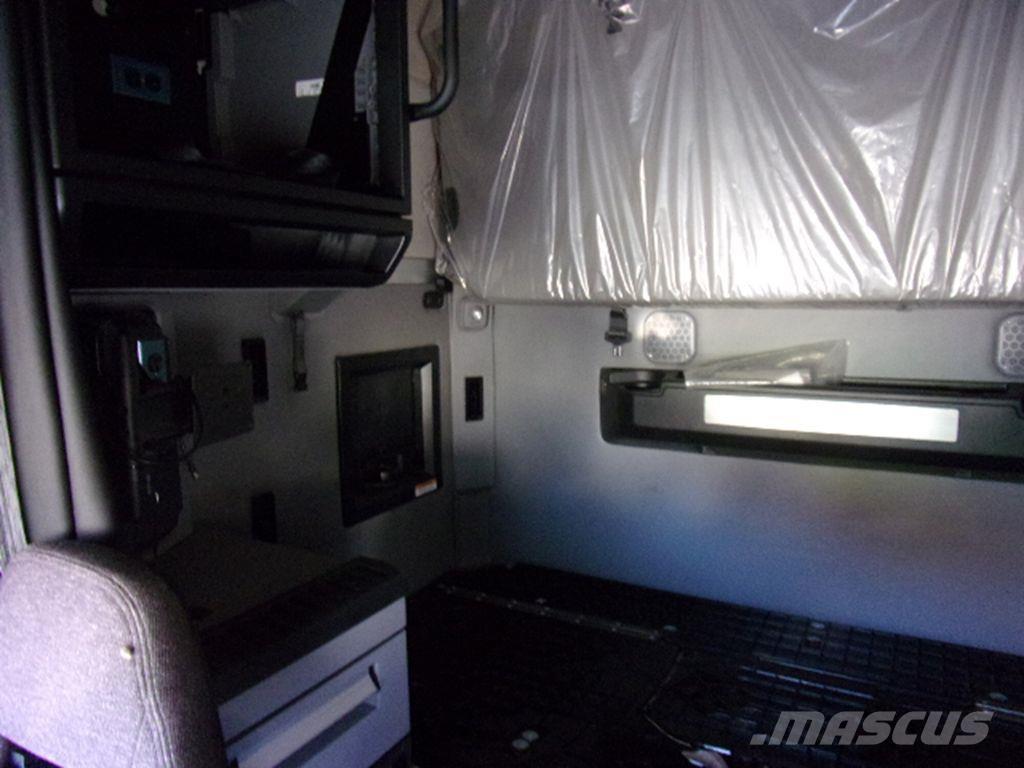 Mack AN64T Prime Movers