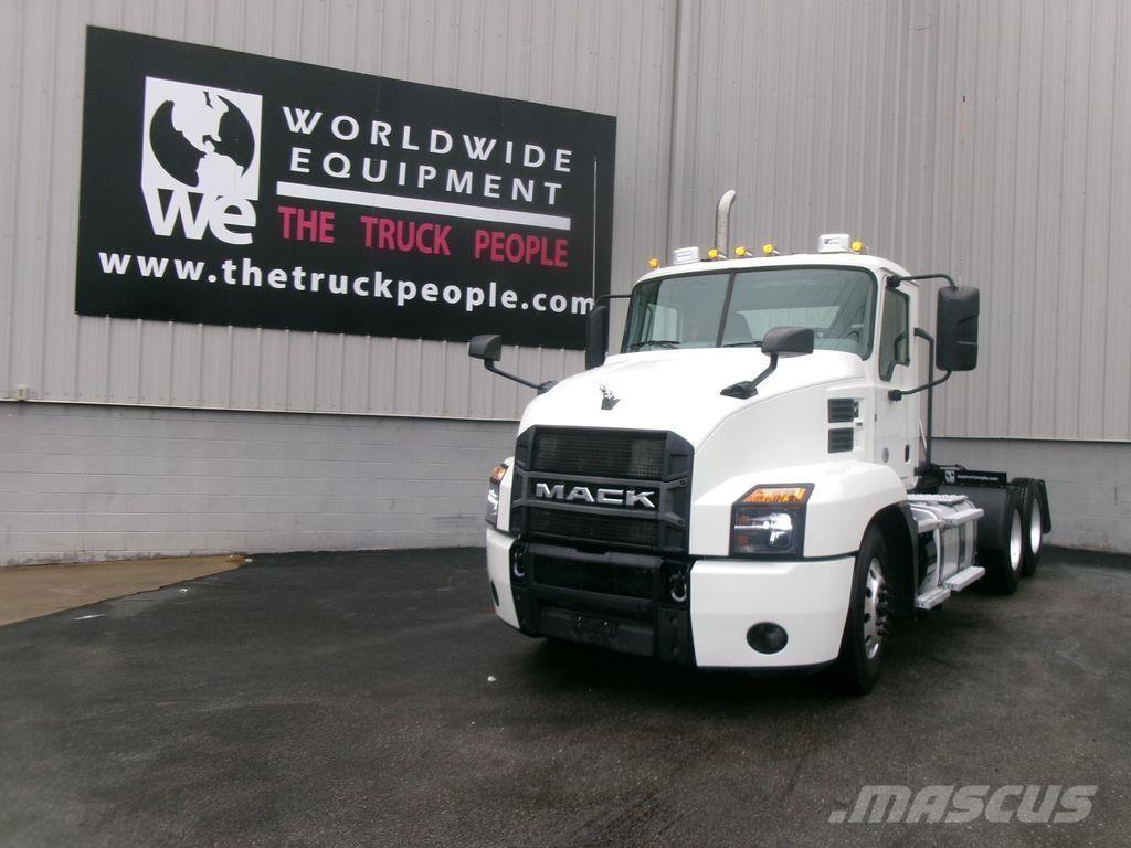 Mack AN64T Prime Movers