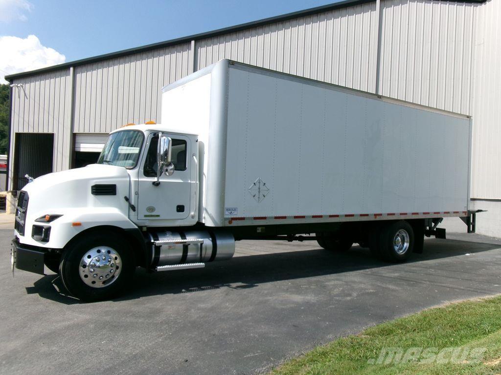 Mack MD6 Box trucks