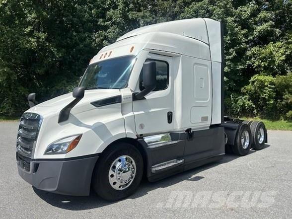 Freightliner CASCADIA 116 Prime Movers