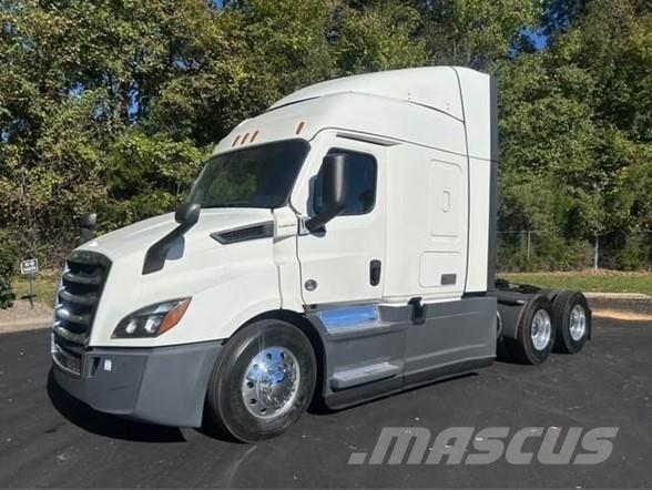 Freightliner CASCADIA 116 Prime Movers