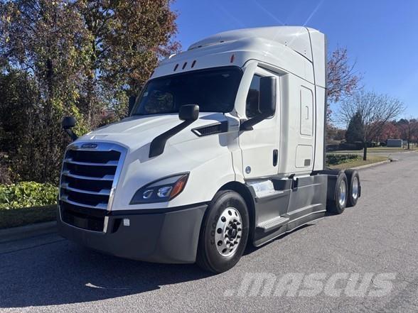Freightliner CASCADIA 116 Prime Movers