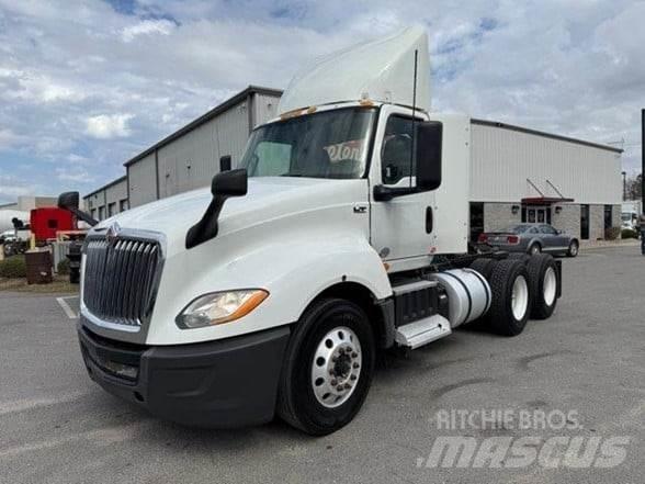 International LT Prime Movers