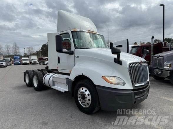 International LT Prime Movers