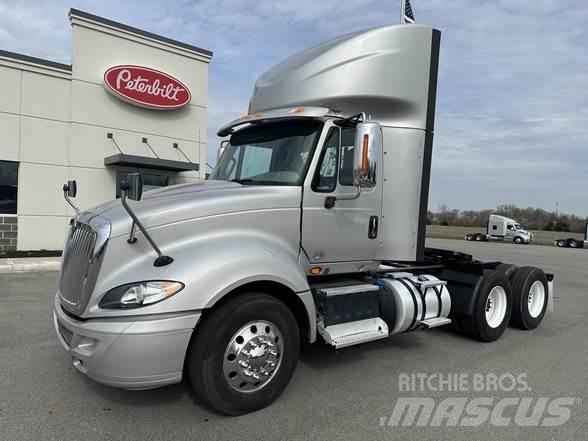 International PROSTAR Prime Movers