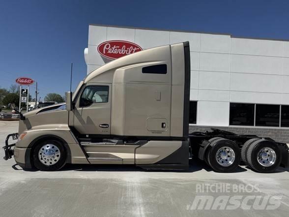 Kenworth T680 Prime Movers