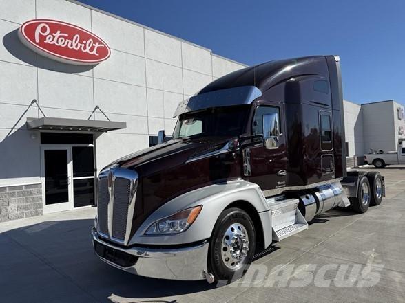 Kenworth T680 Prime Movers