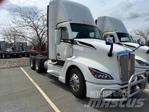 Kenworth T680 Prime Movers