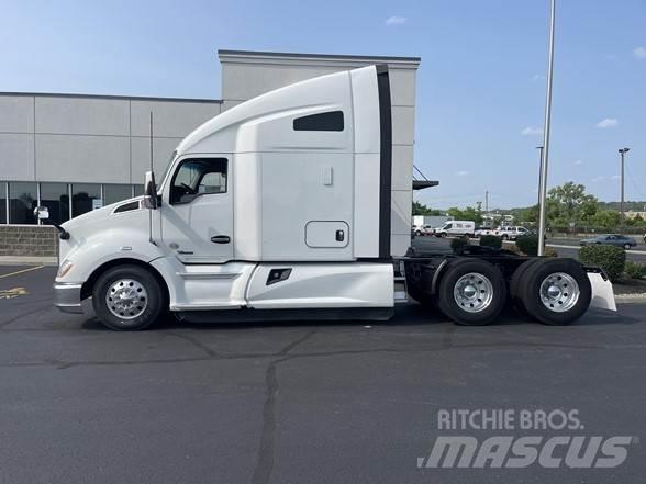 Kenworth T680 Prime Movers