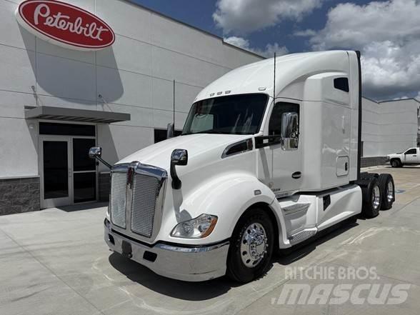 Kenworth T680 Prime Movers