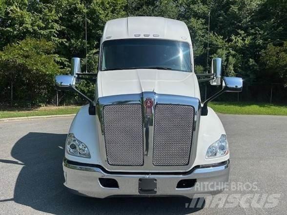 Kenworth T680 Prime Movers