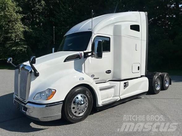 Kenworth T680 Prime Movers