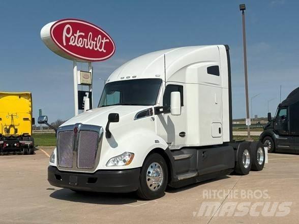 Kenworth T680 Prime Movers