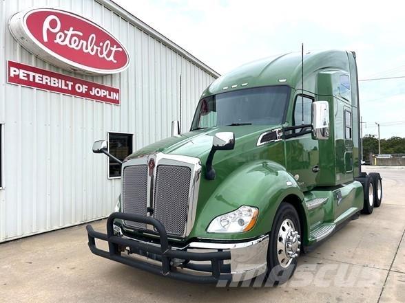 Kenworth T680 Prime Movers