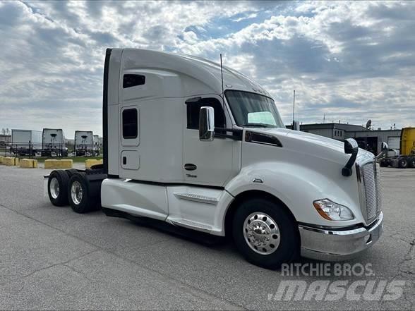 Kenworth T680 Prime Movers