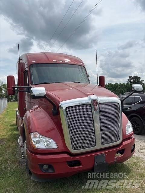 Kenworth T680 Prime Movers