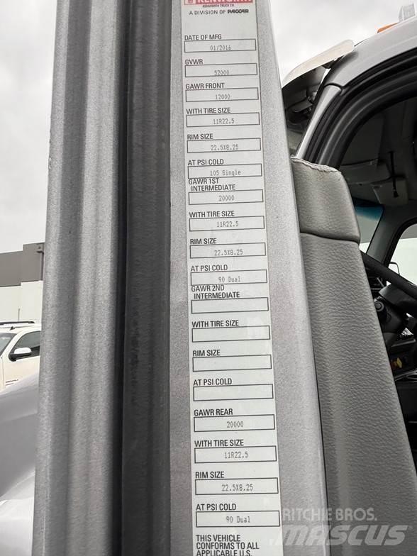 Kenworth T880 Prime Movers