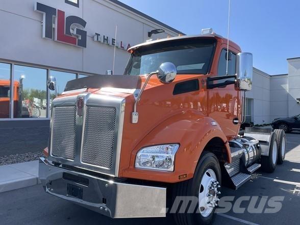 Kenworth T880 Prime Movers