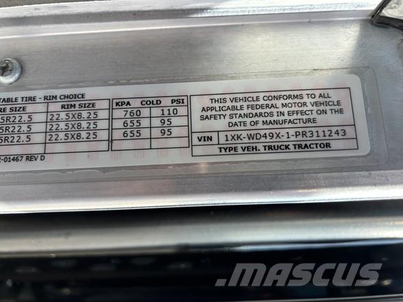 Kenworth W900 Prime Movers