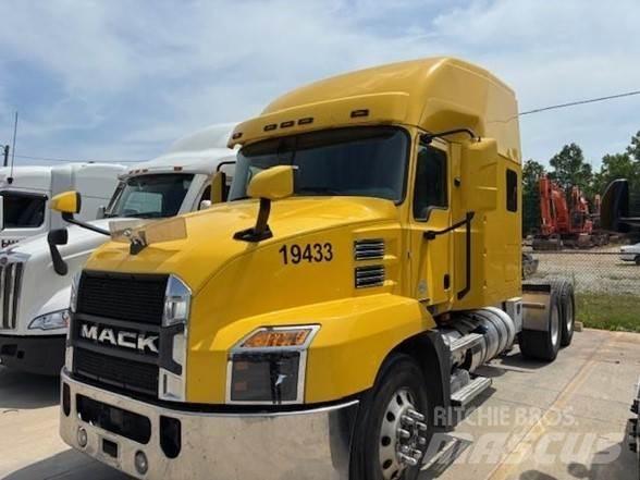 Mack ANTHEM 64T Prime Movers