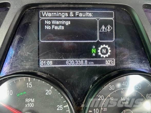 Peterbilt 389 Prime Movers