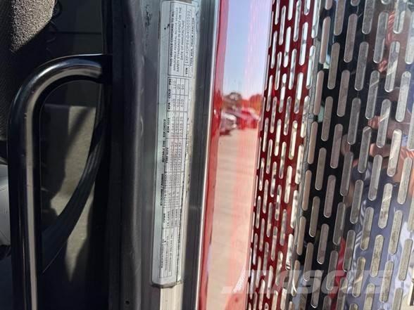 Peterbilt 389 Prime Movers