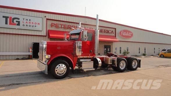 Peterbilt 389 Prime Movers